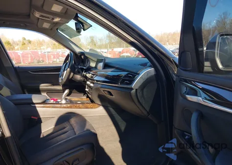 2016 BMW X5 xDrive35I z USA, uszkodzony, nr VIN 5UXKR0C55G0P32641